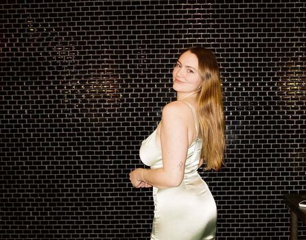 Full leaked Mallory malone private onlyfans photo