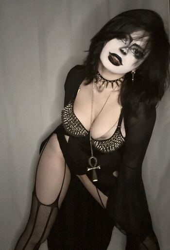 Full leaked Malmalirl private onlyfans photo