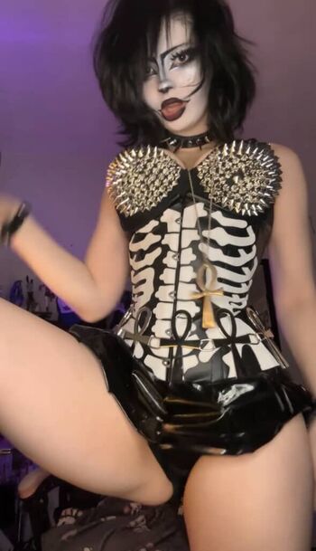 Full leaked Malmalirl private onlyfans photo