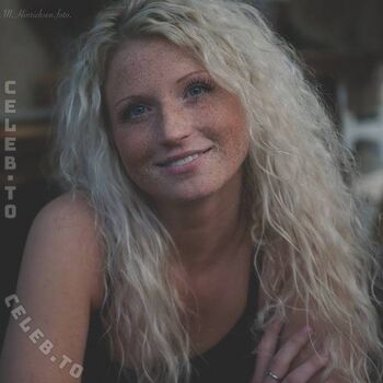 Full leaked Malue mathilde private onlyfans photo