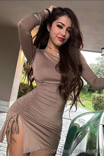 Full leaked Malutrevejo private onlyfans photo
