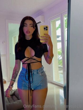 Full leaked Malutrevejo private onlyfans photo