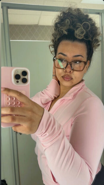 Full leaked Mama e private onlyfans photo