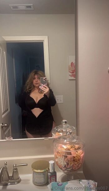 Full leaked Mami lisa private onlyfans photo