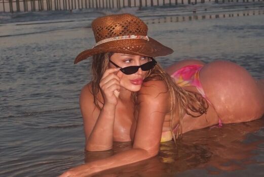 Full leaked Mamiinmotion private onlyfans photo