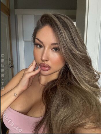 Full leaked Mammmichulaaa private onlyfans photo