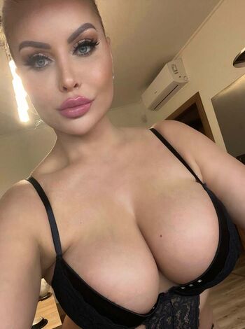 Full leaked Mandity timea private onlyfans photo