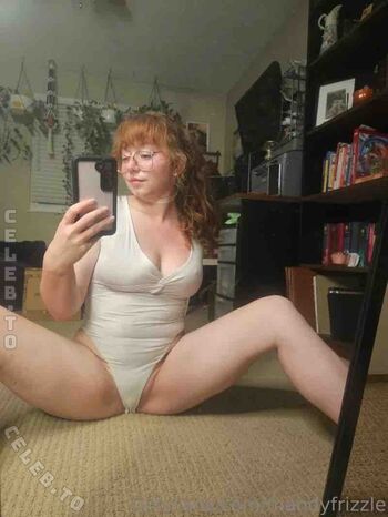 Full leaked Mandyfrizzle private onlyfans photo