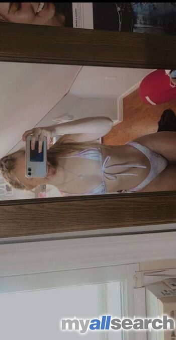 Full leaked Mangofruitloops private onlyfans photo