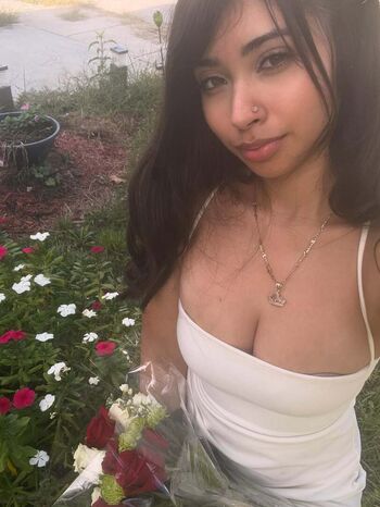 Full leaked Mangogyur private onlyfans photo