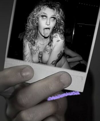 Full leaked Manic matilda page private onlyfans photo