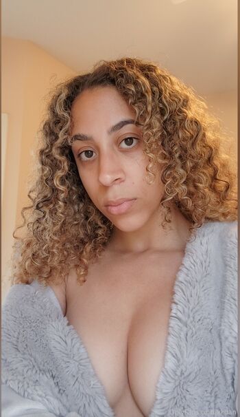 Full leaked Manikotti private onlyfans photo