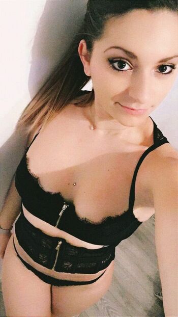 Full leaked Manon coco private onlyfans photo
