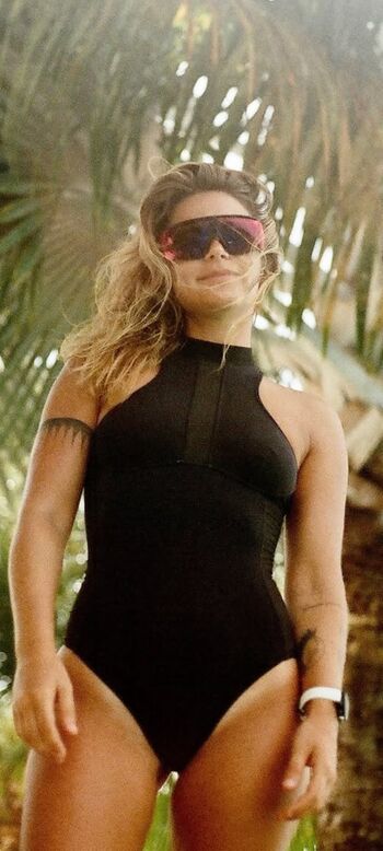 Manon Lanza