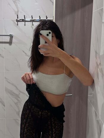 Full leaked Manon lara private onlyfans photo