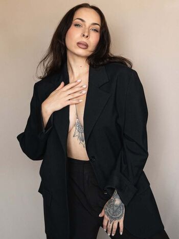 Full leaked Manon nadolny private onlyfans photo