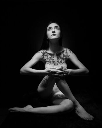 Full leaked Manon vllqz private onlyfans photo