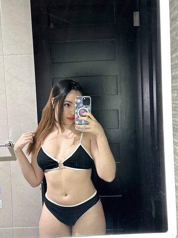 Full leaked Mansanitass private onlyfans photo
