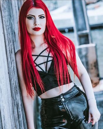 Full leaked Manuela mont page private onlyfans photo