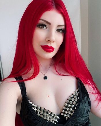 Full leaked Manuela mont page private onlyfans photo