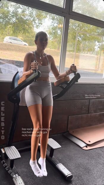 Full leaked Mara hulbach private onlyfans photo