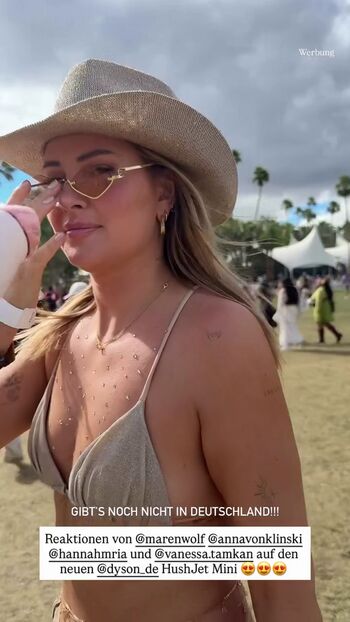 Full leaked Maren wolf page private onlyfans photo