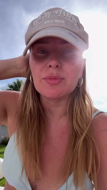 Full leaked Maren wolf page private onlyfans photo