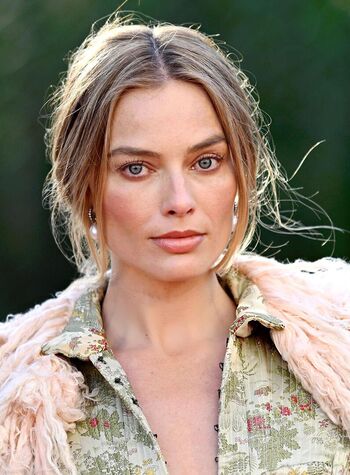 Margot Robbie