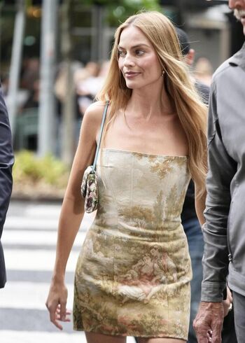 Full leaked Margot robbie  page private onlyfans photo