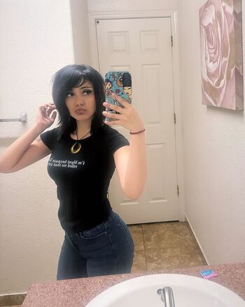 Full leaked Mari archivess private onlyfans photo