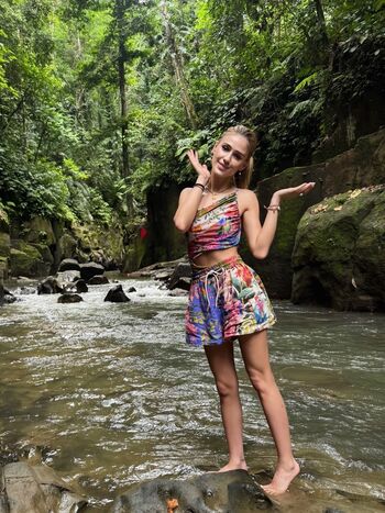 Full leaked Maria bakalova private onlyfans photo