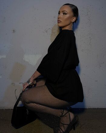 Full leaked Maria brun page private onlyfans photo