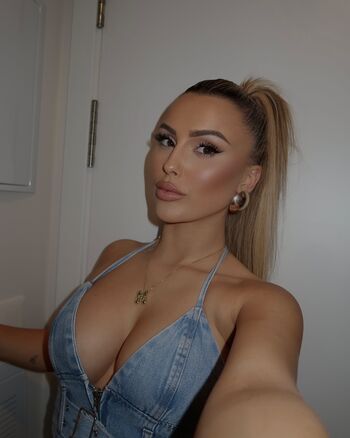 Full leaked Maria brun private onlyfans photo