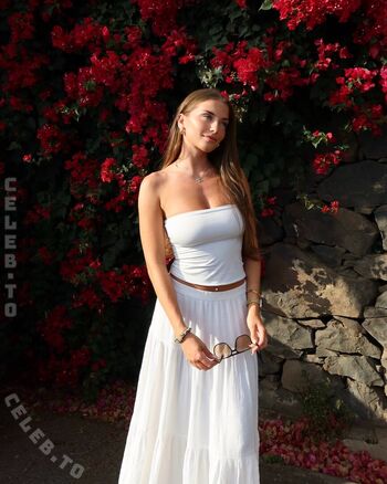 Full leaked Mariablaa private onlyfans photo