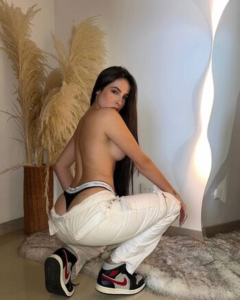 Full leaked Mariana santamaria private onlyfans photo