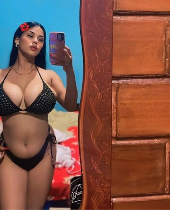 Full leaked Mariapernia ugc page private onlyfans photo