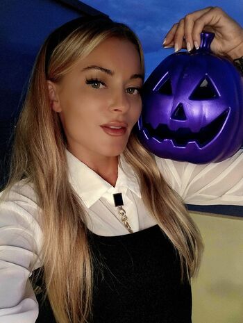 Full leaked Marie bombshell private onlyfans photo