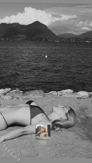 Full leaked Marie lbs private onlyfans photo