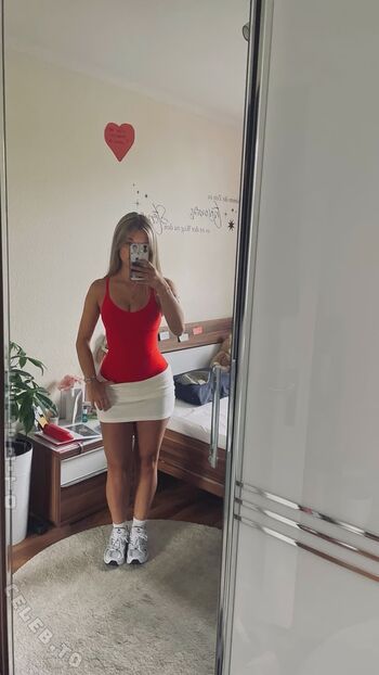 Full leaked Marie lbs private onlyfans photo