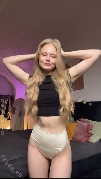 Full leaked Marieejoan private onlyfans photo