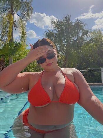 Mariella_o6