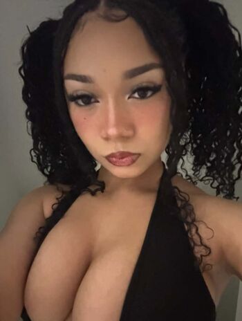 Full leaked Mariiiisel private onlyfans photo