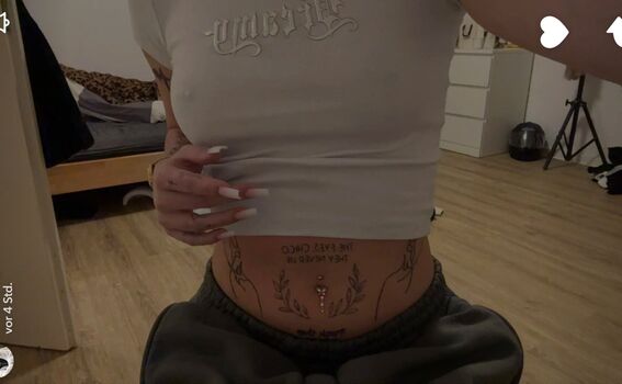 Full leaked Marilyn sophie karoline private onlyfans photo