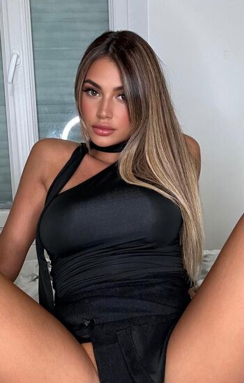 Full leaked Marinamx private onlyfans photo