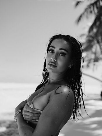 Full leaked Marinariverss private onlyfans photo