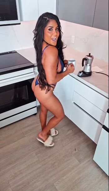 Full leaked Maripily private onlyfans photo