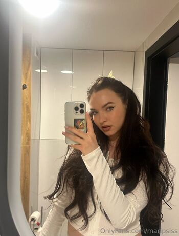 Full leaked Maripsis private onlyfans photo