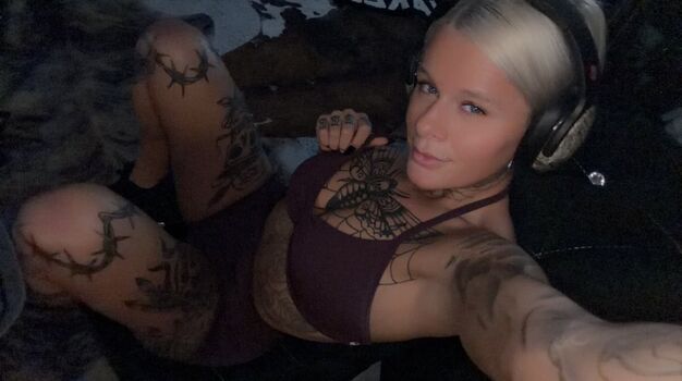 Full leaked Marissanight private onlyfans photo