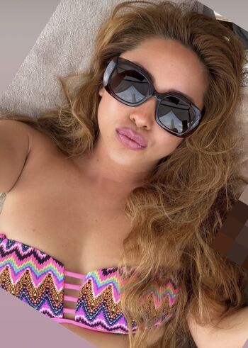 Full leaked Marjolaine bui emission greg le millionnaire page private onlyfans photo
