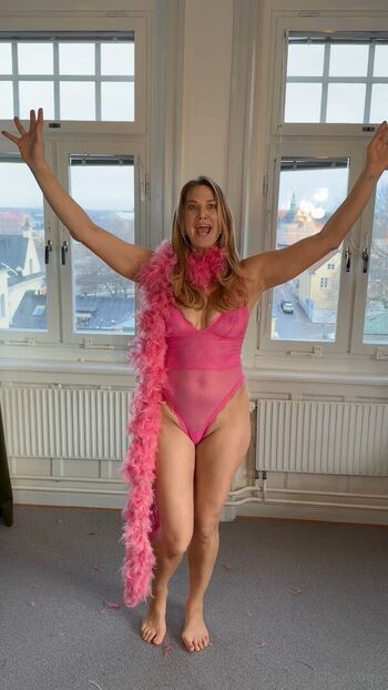 Full leaked Marlingyoga page private onlyfans photo